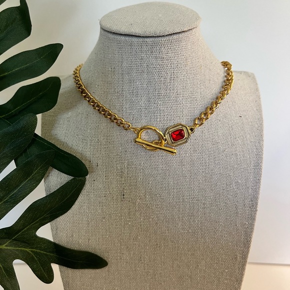 Classic Vintage-Inspired Chunky Gold Necklace - Elegant Artsy Necklace - Picture 9 of 13